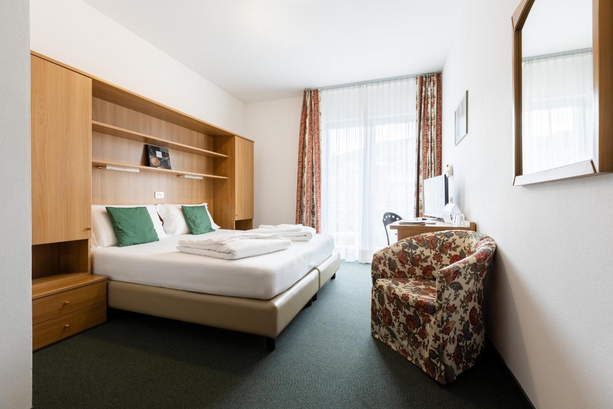 Brione Green Resort Рива-дель-Гарда Экстерьер фото